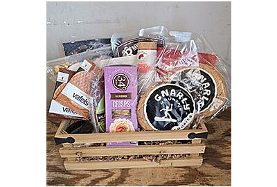 Create Your Own Gift Basket: The Ultimate Guide to Custom Gift Baskets (A La Carte Gifting)