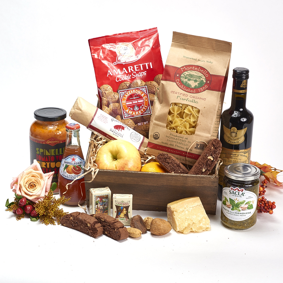 The Italian Medium Gourmet gift crate